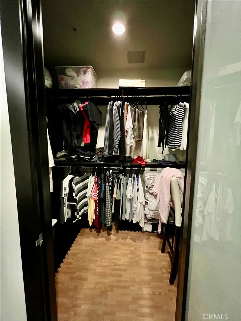 655 S Hope Street 607, Los Angeles, California 90017 home-pic-10